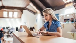 The Perfect Desk Booking Experience With Hot Desking Software